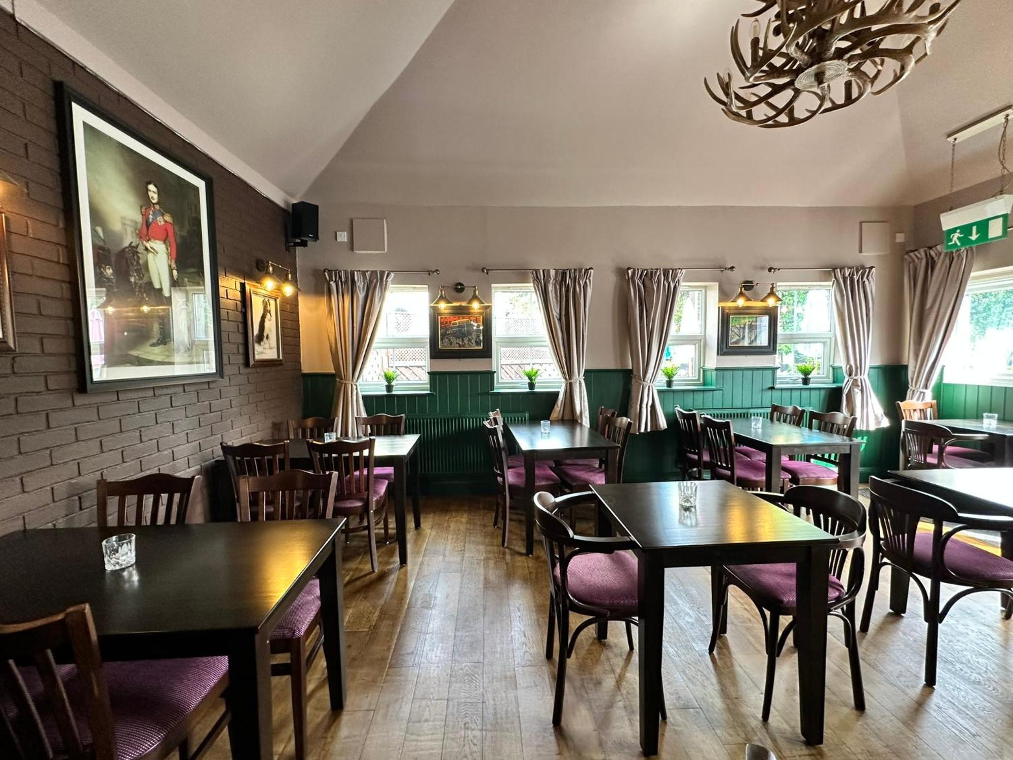 The Prince Albert Pub & Hotel Windsor Eksteriør bilde