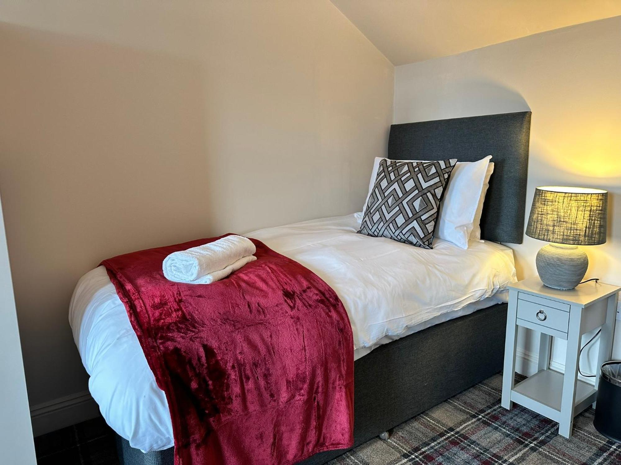 The Prince Albert Pub & Hotel Windsor Eksteriør bilde